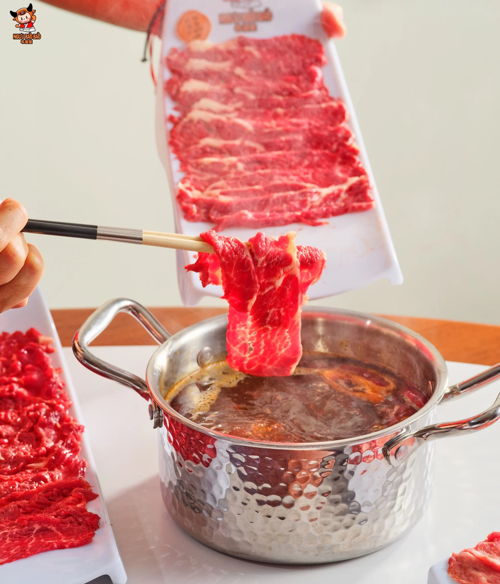 Kỹ thuật nhúng lẩu bò Triều Châu đúng chuẩn 10 giây