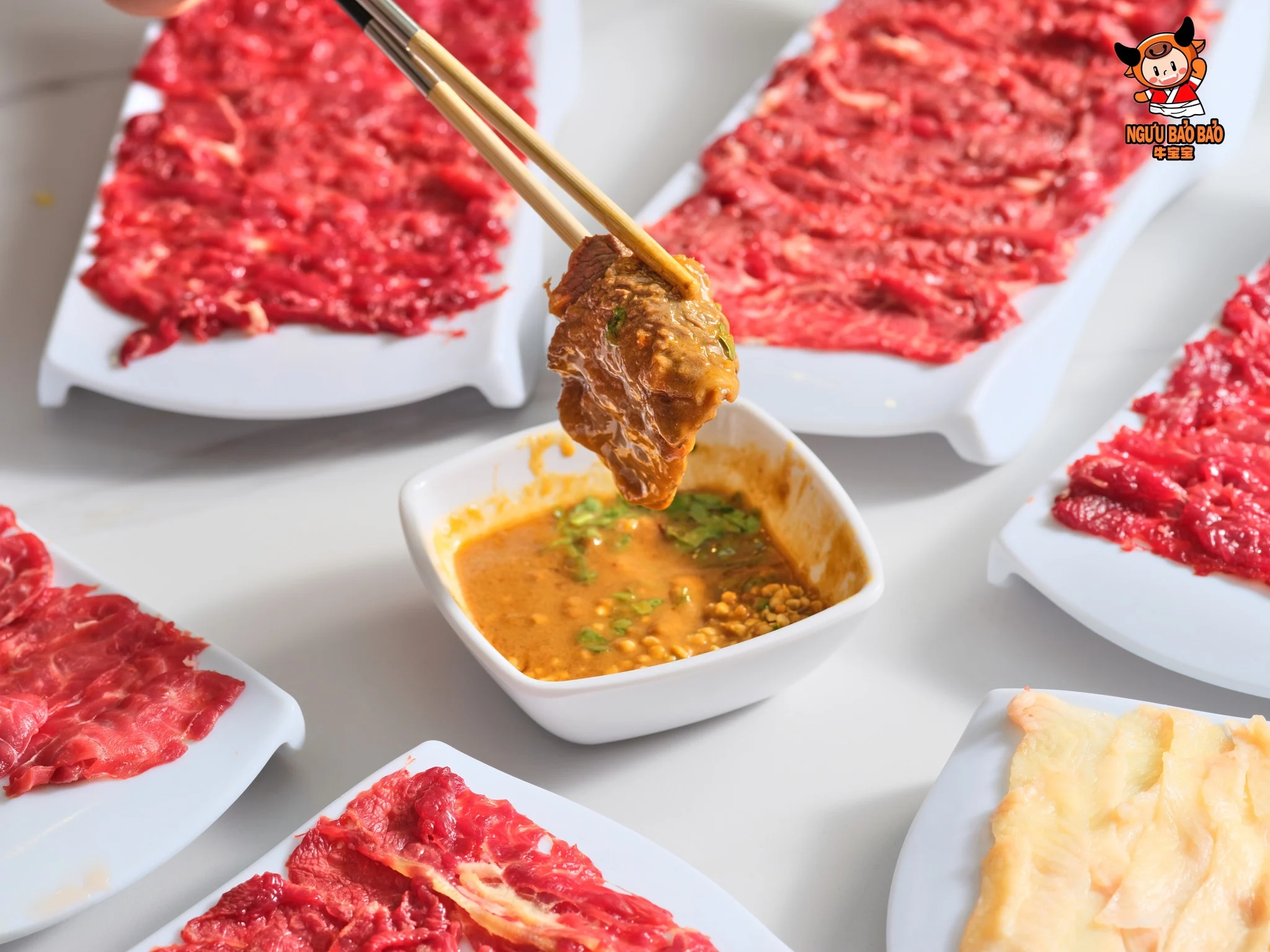 Sốt chấm Sa Cha độc quyền giúp thăng hoa vị bò Angus tươi